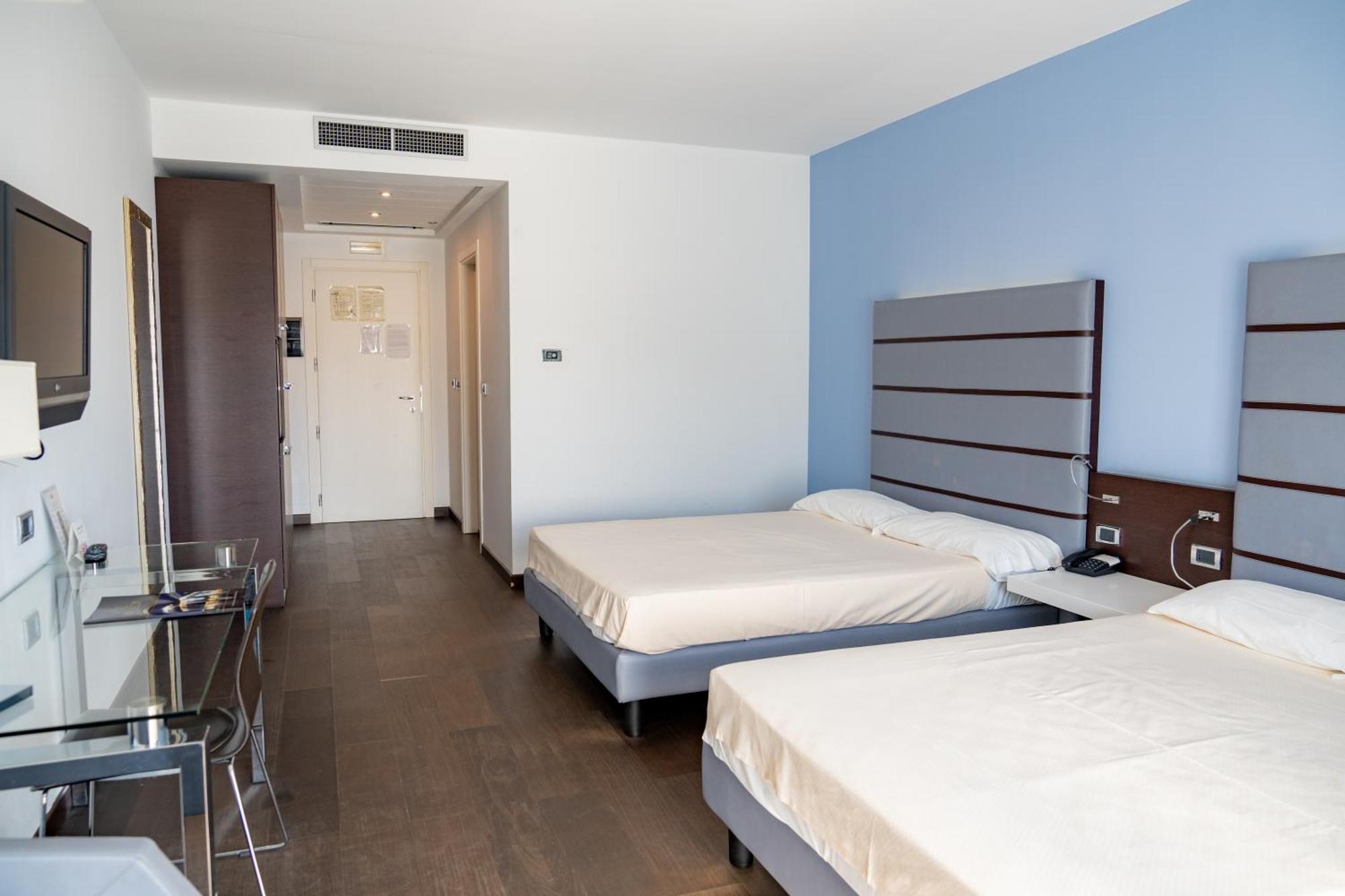 Hotel Napoleon Torre Melissa Exteriör bild