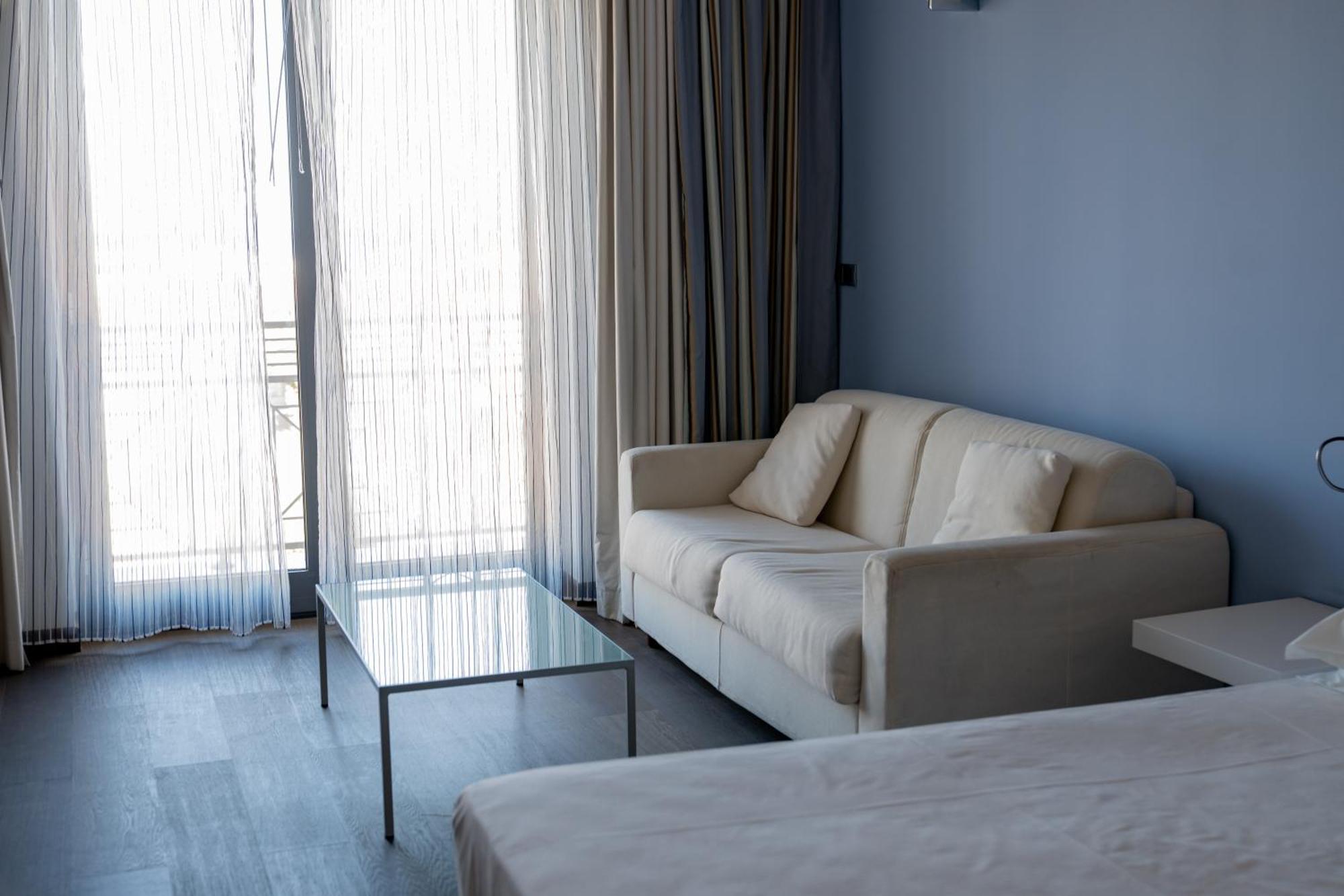 Hotel Napoleon Torre Melissa Exteriör bild