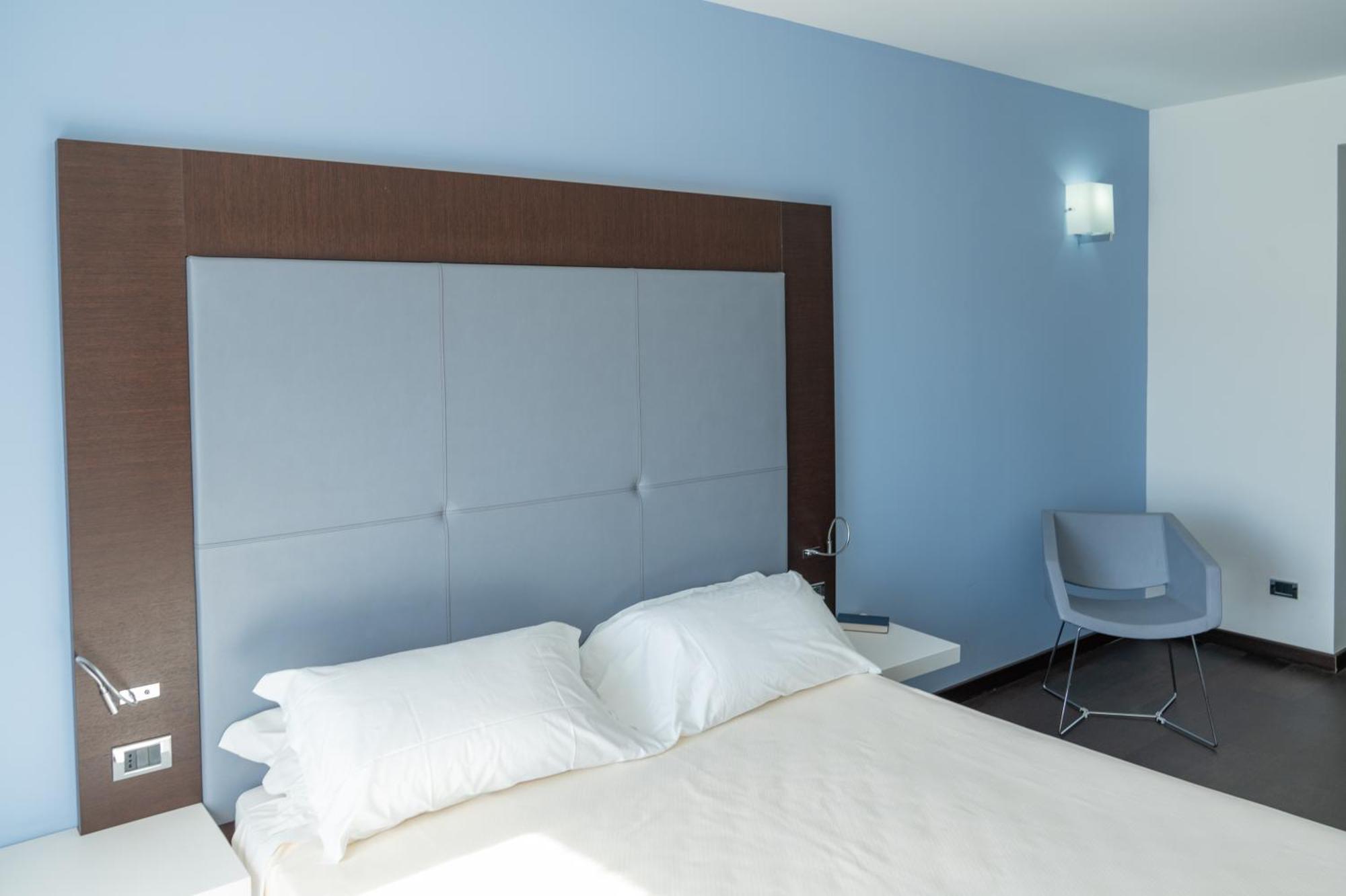 Hotel Napoleon Torre Melissa Exteriör bild