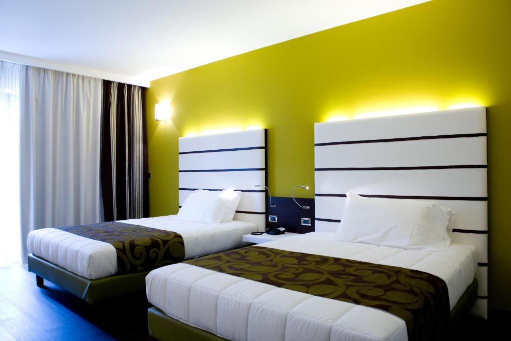 Hotel Napoleon Torre Melissa Rum bild